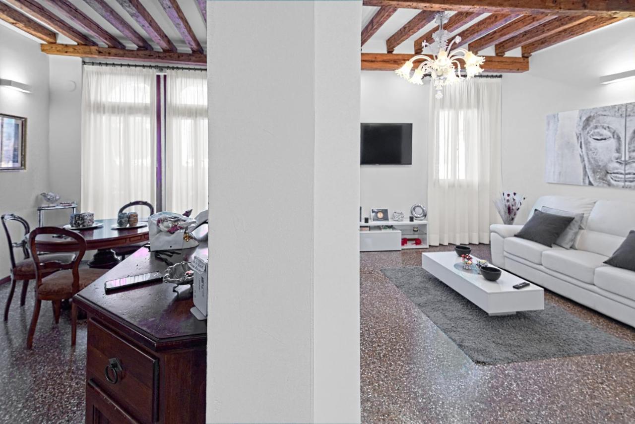 Ca' Alessandro Apartment เวนิส ภายนอก รูปภาพ