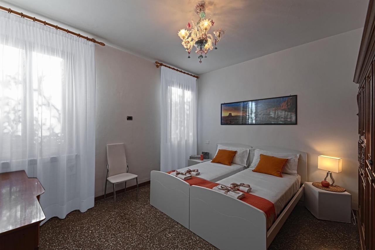 Ca' Alessandro Apartment เวนิส ภายนอก รูปภาพ