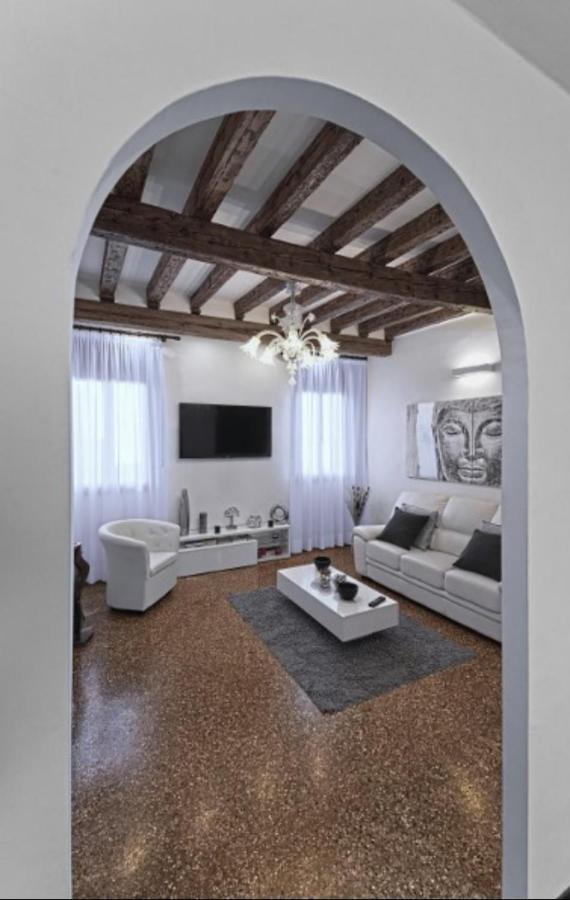 Ca' Alessandro Apartment เวนิส ภายนอก รูปภาพ
