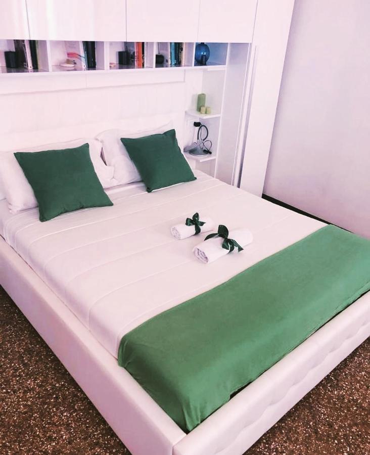 Ca' Alessandro Apartment เวนิส ภายนอก รูปภาพ