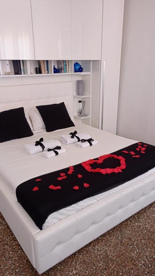 Ca' Alessandro Apartment เวนิส ภายนอก รูปภาพ